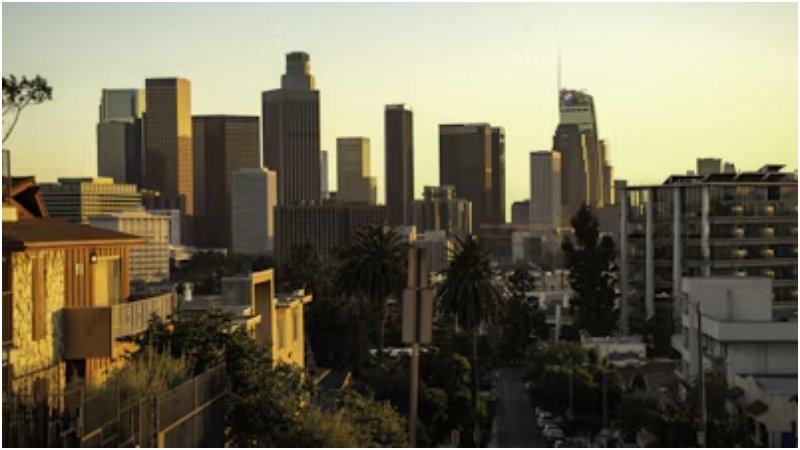 Renovate A Busy Building Without Closing It in Los Angeles